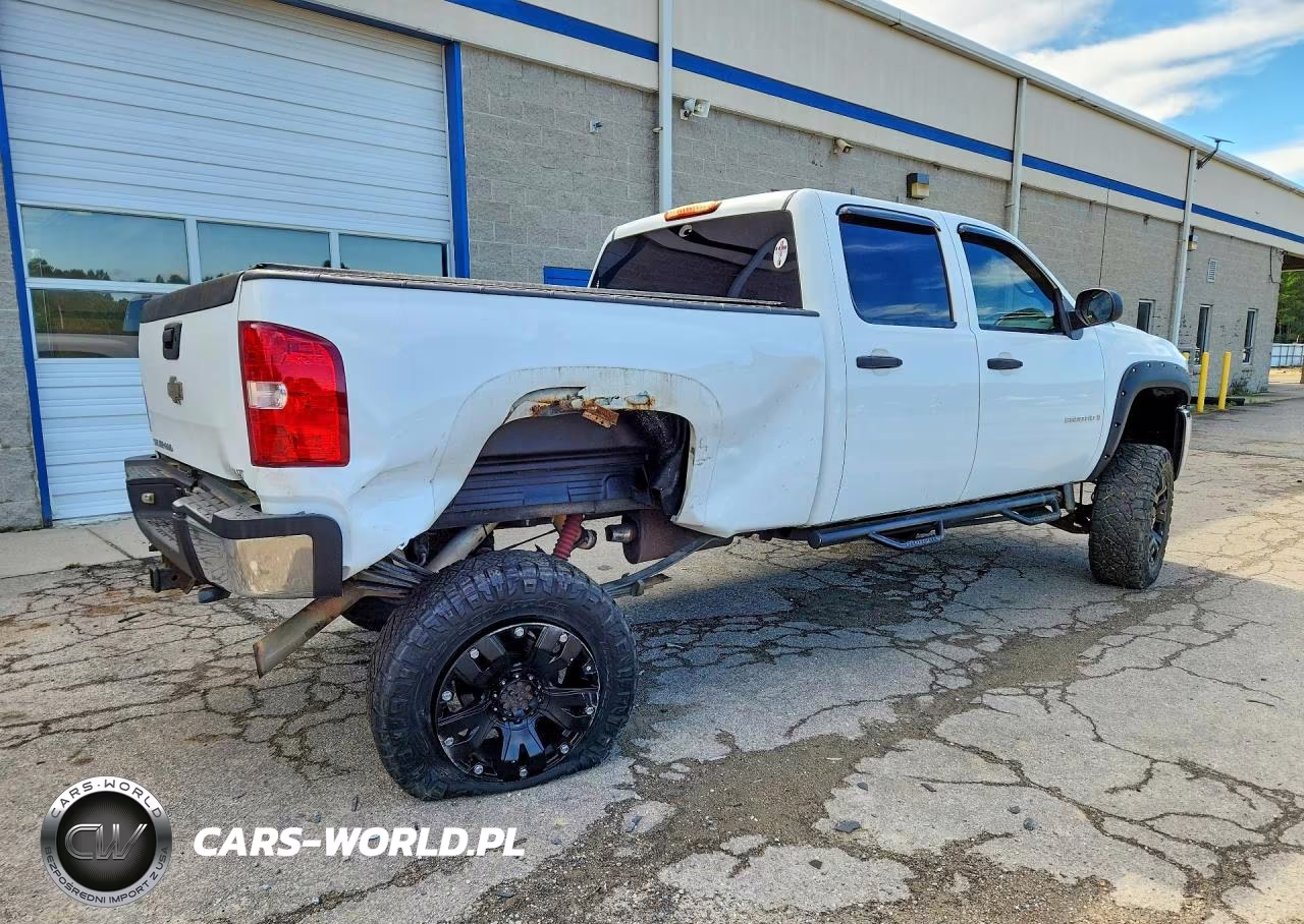 2007 Chevrolet Silverado K2500 Heavy Duty VIN:1GCHK23K37F514020 - 3