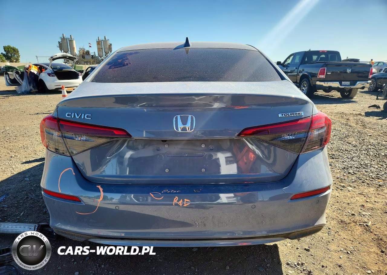 2024 Honda Civic Touring VIN:2HGFE1F95RH334431 - 6