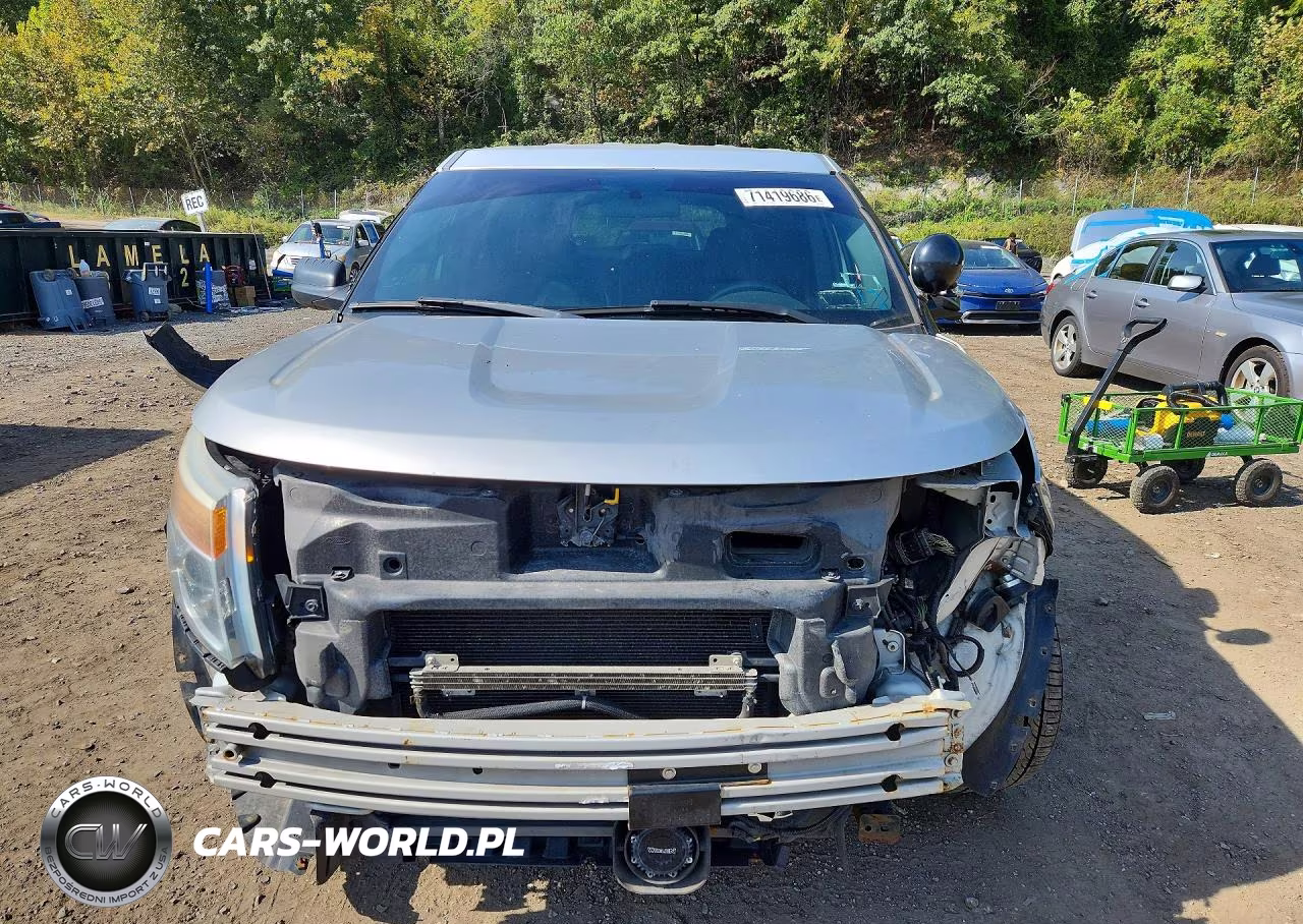 2013 Ford Explorer Police Interceptor VIN:1FM5K8AR2DGA88845 - 5