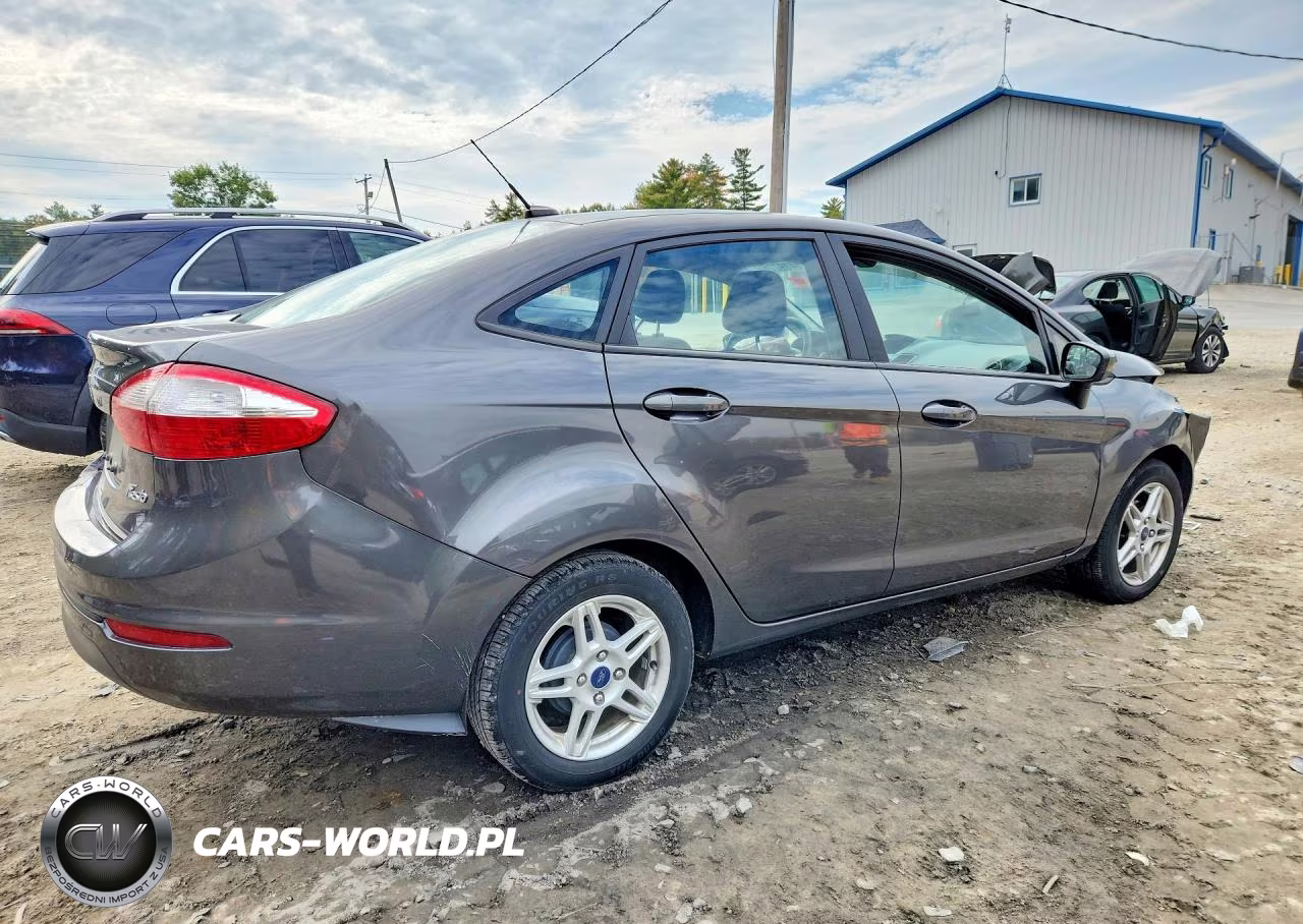 2018 Ford Fiesta Se VIN:3FADP4BJ5JM107771 - 3