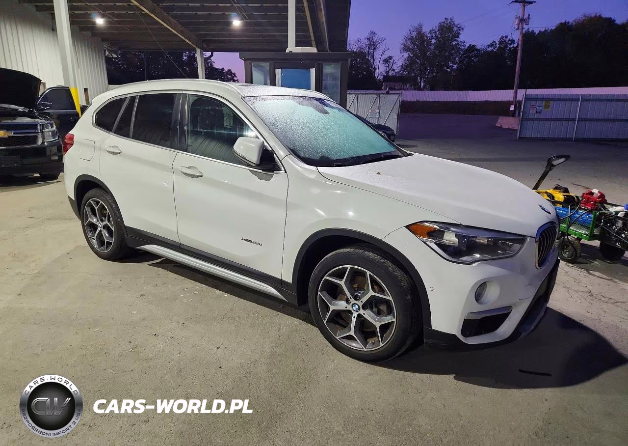 2016 BMW X1 xDrive28I VIN:WBXHT3C33G5E47944 - 4