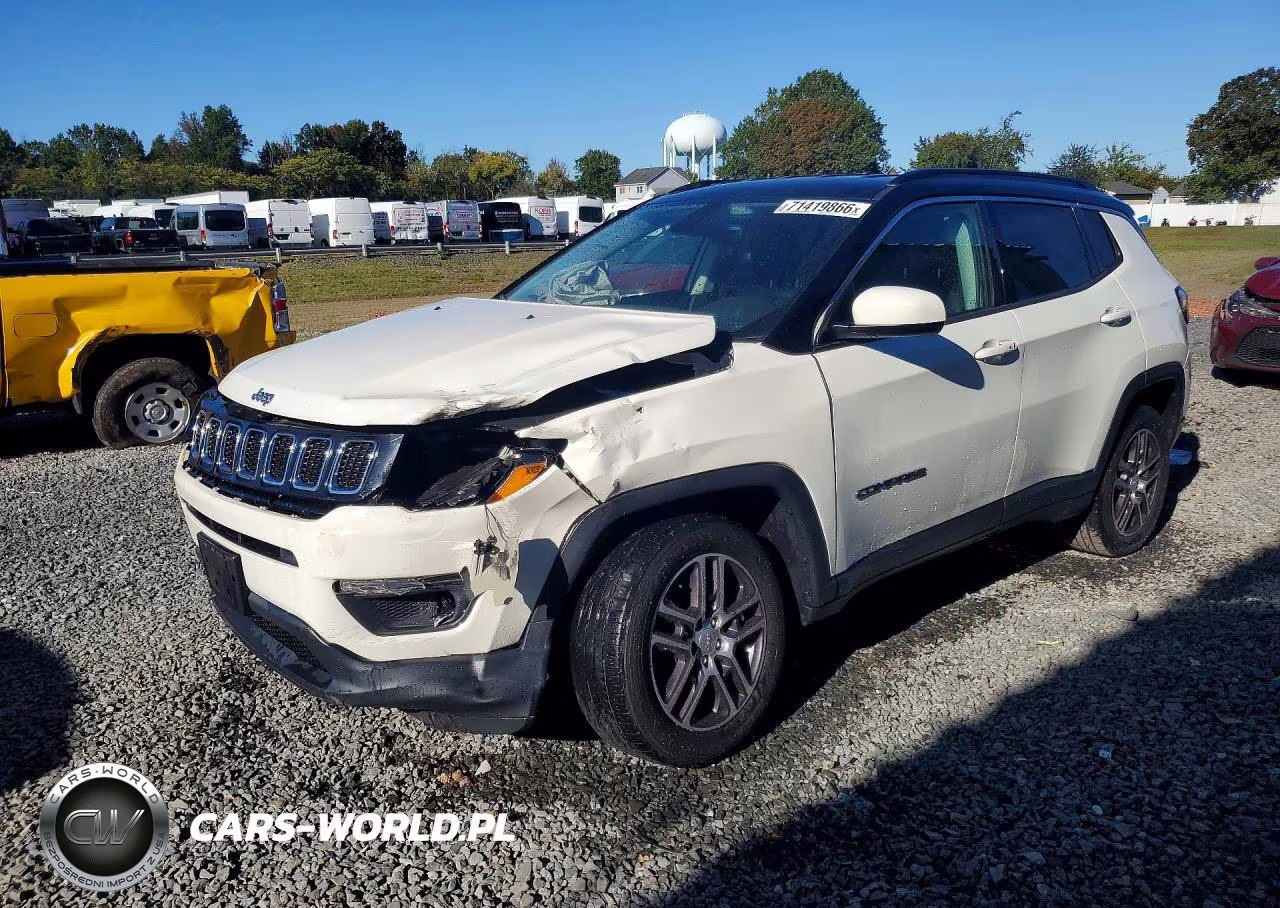 2018 Jeep Compass Latitude VIN:3C4NJDBB7JT232673 - 1
