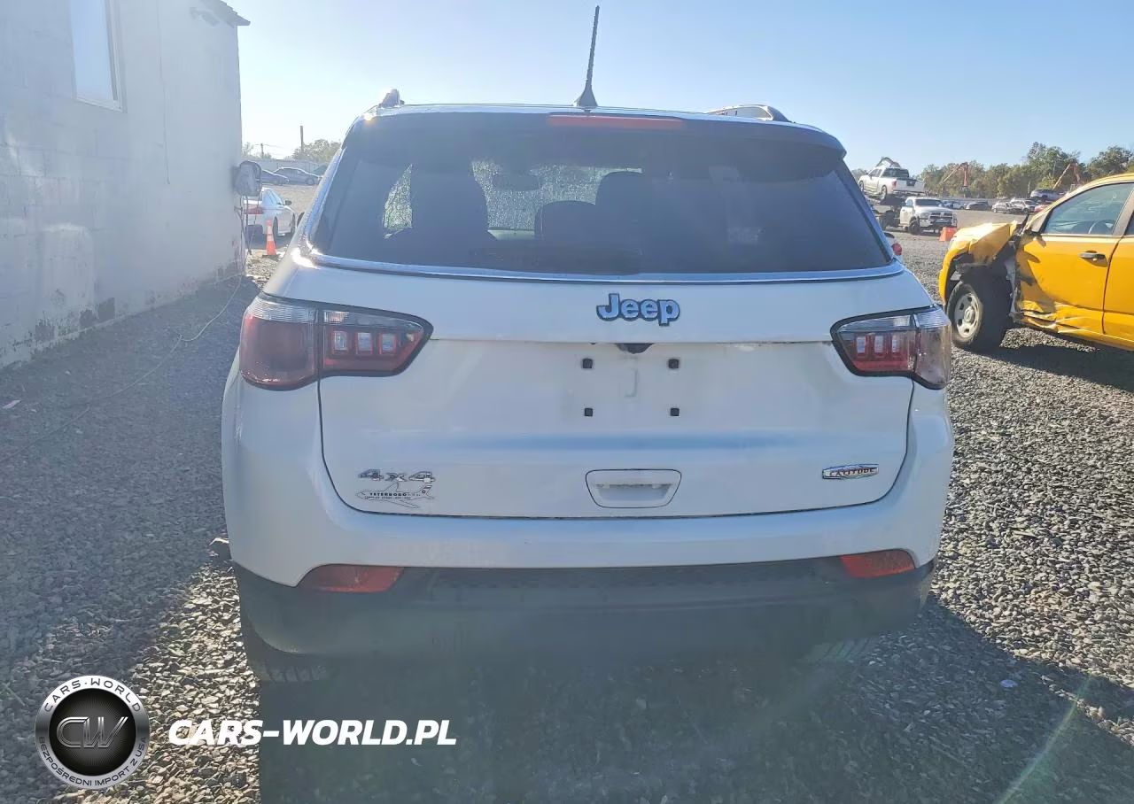 2018 Jeep Compass Latitude VIN:3C4NJDBB7JT232673 - 6