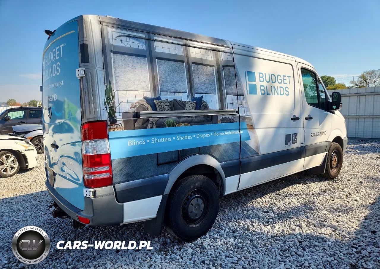 2016 Mercedes-Benz Sprinter 2500 VIN:WD3PE7DD0GP245463 - 3