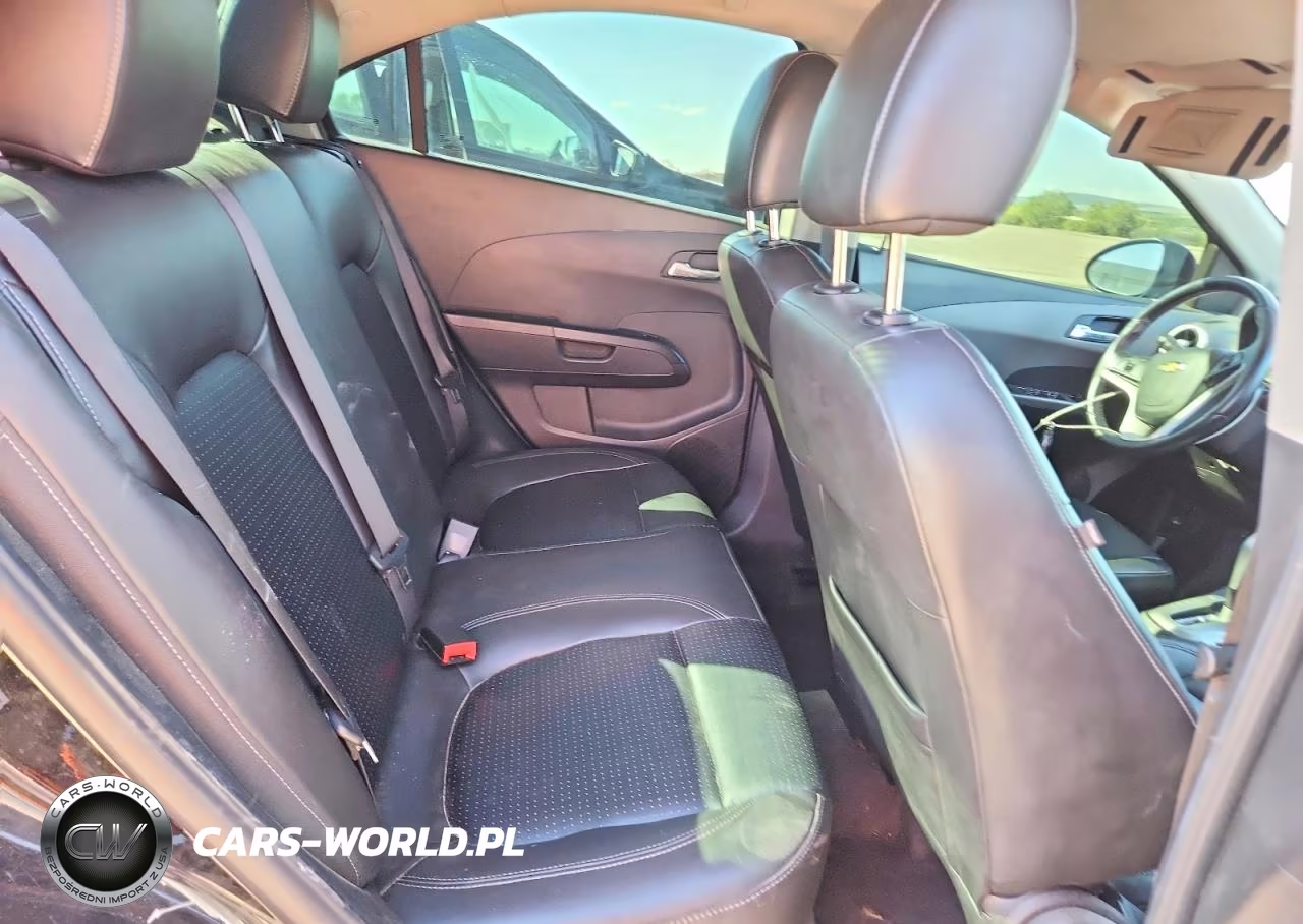 2017 Chevrolet Sonic Premier VIN:1G1JF5SB4H4124221 - 10