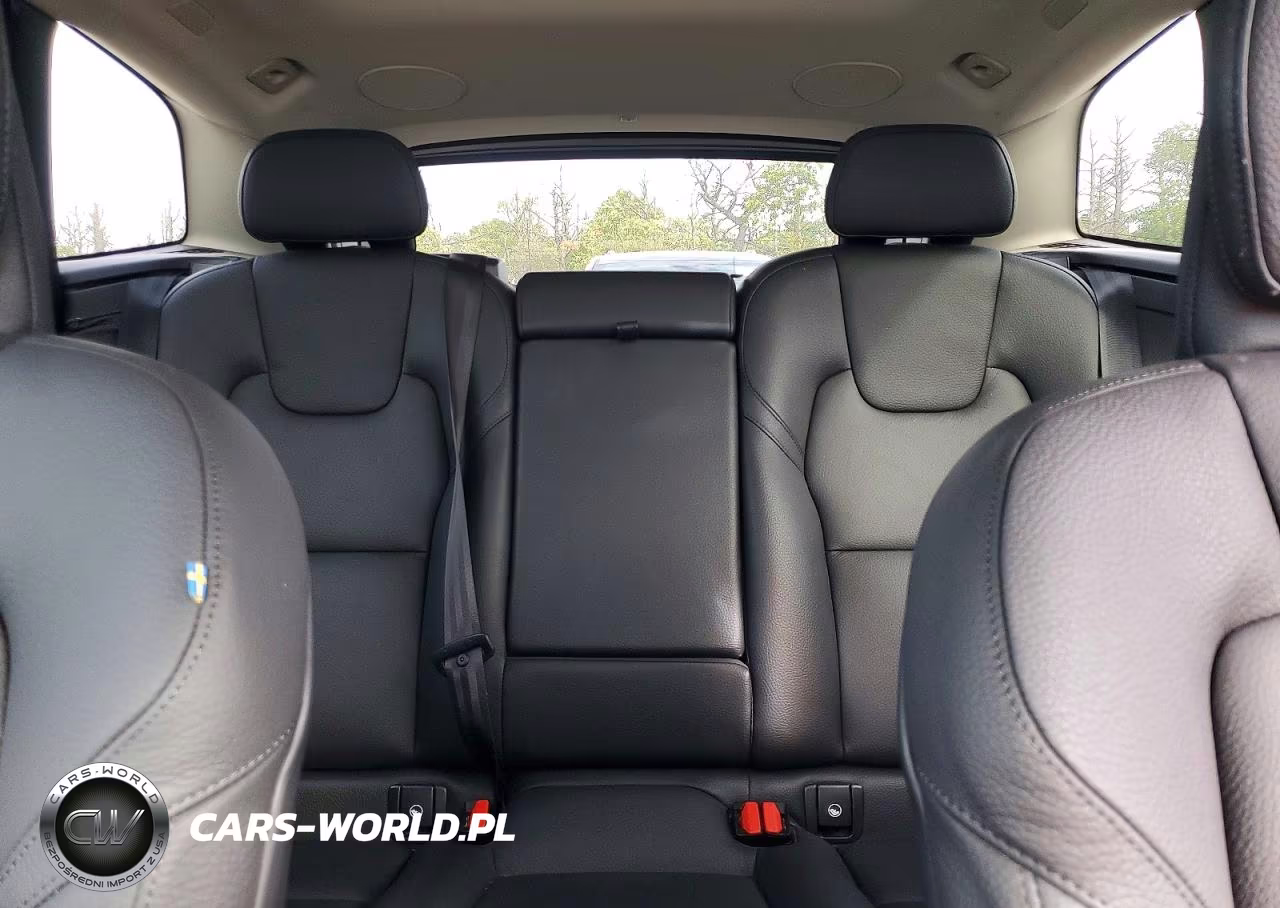 2022 Volvo Xc60 T8 Recharge Inscription Express VIN:YV4H60DZ8N1052260 - 10