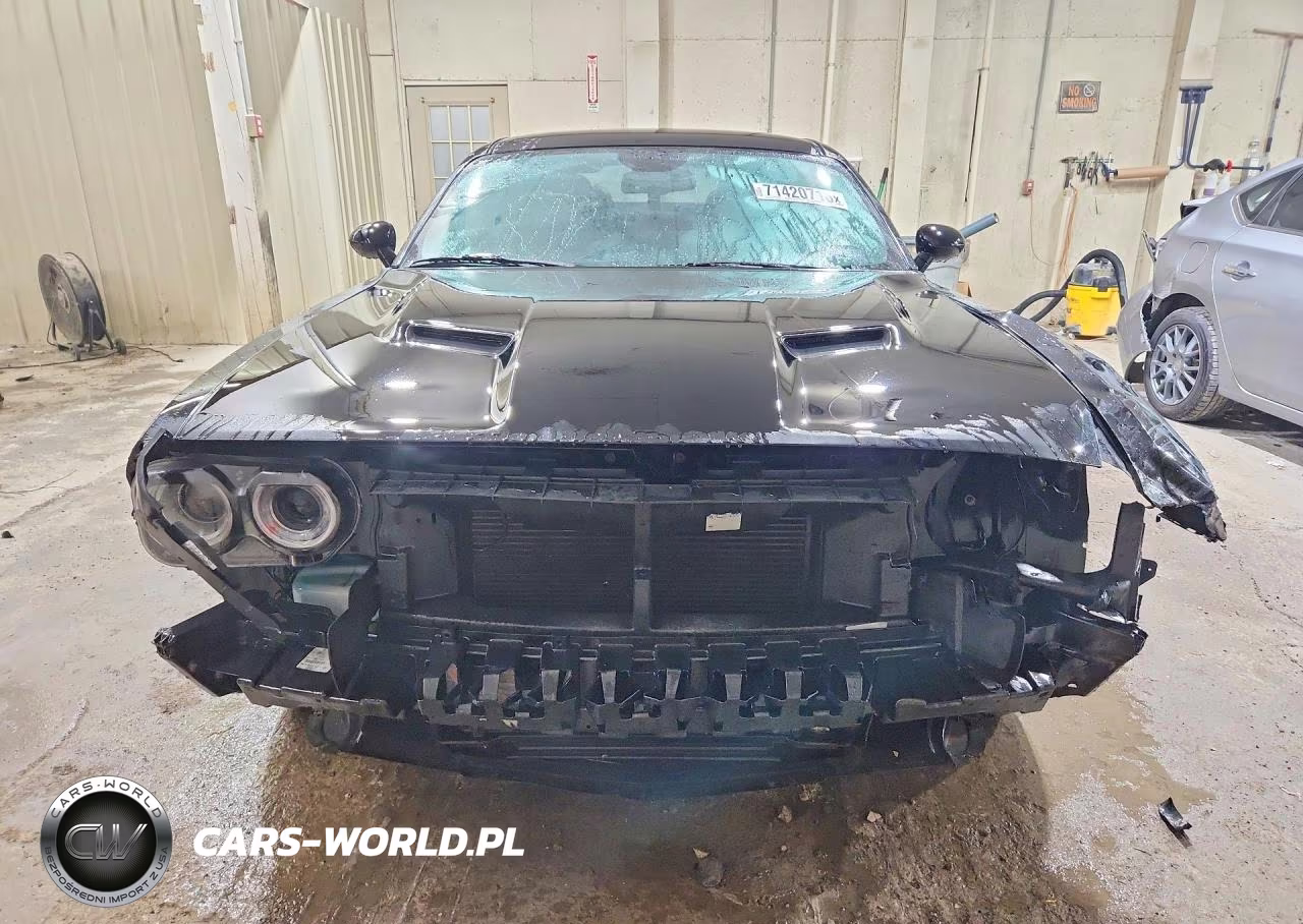 2019 Dodge Challenger Sxt VIN:2C3CDZAG7KH669404 - 5