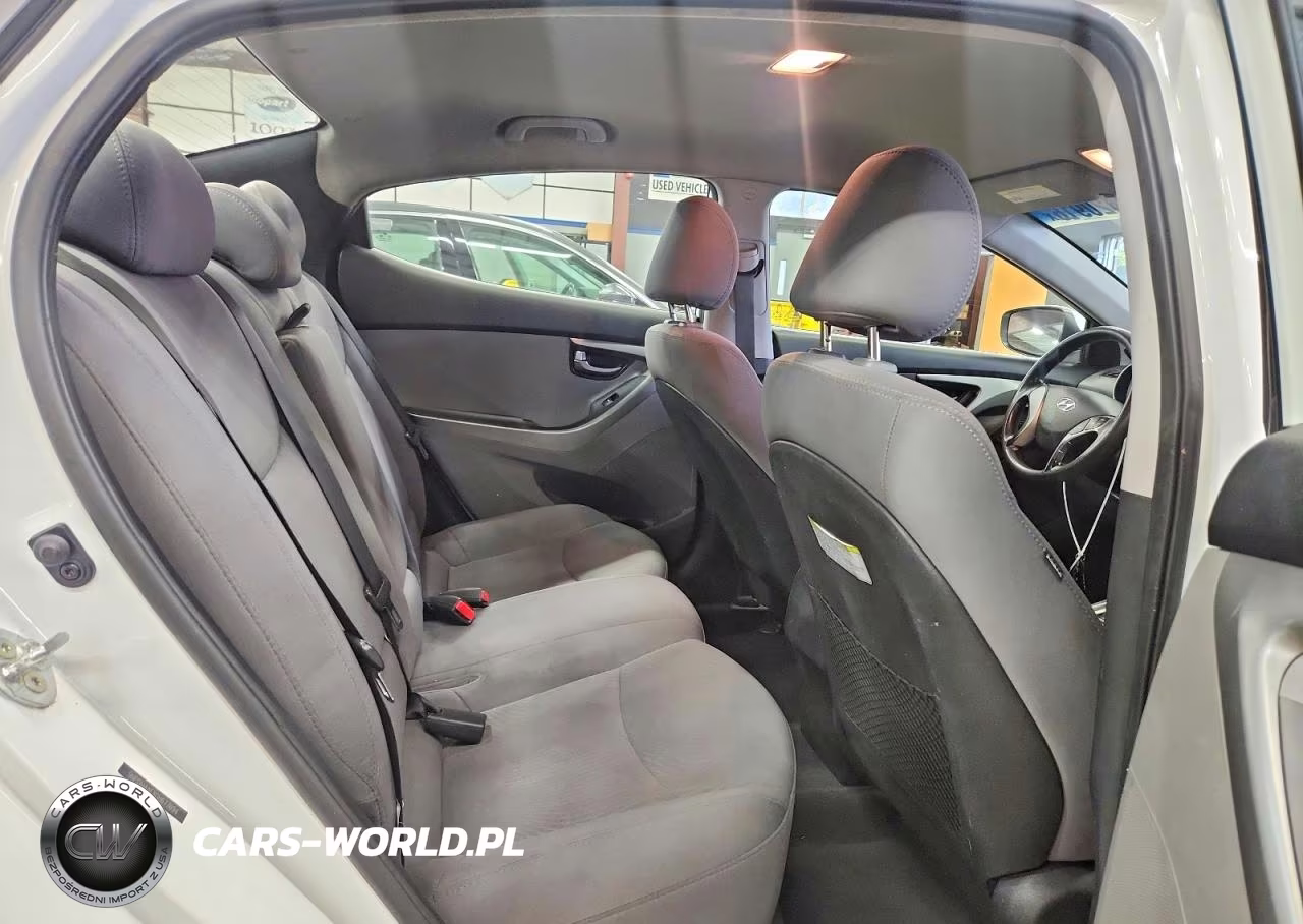 2016 Hyundai Elantra Se VIN:5NPDH4AEXGH677694 - 10