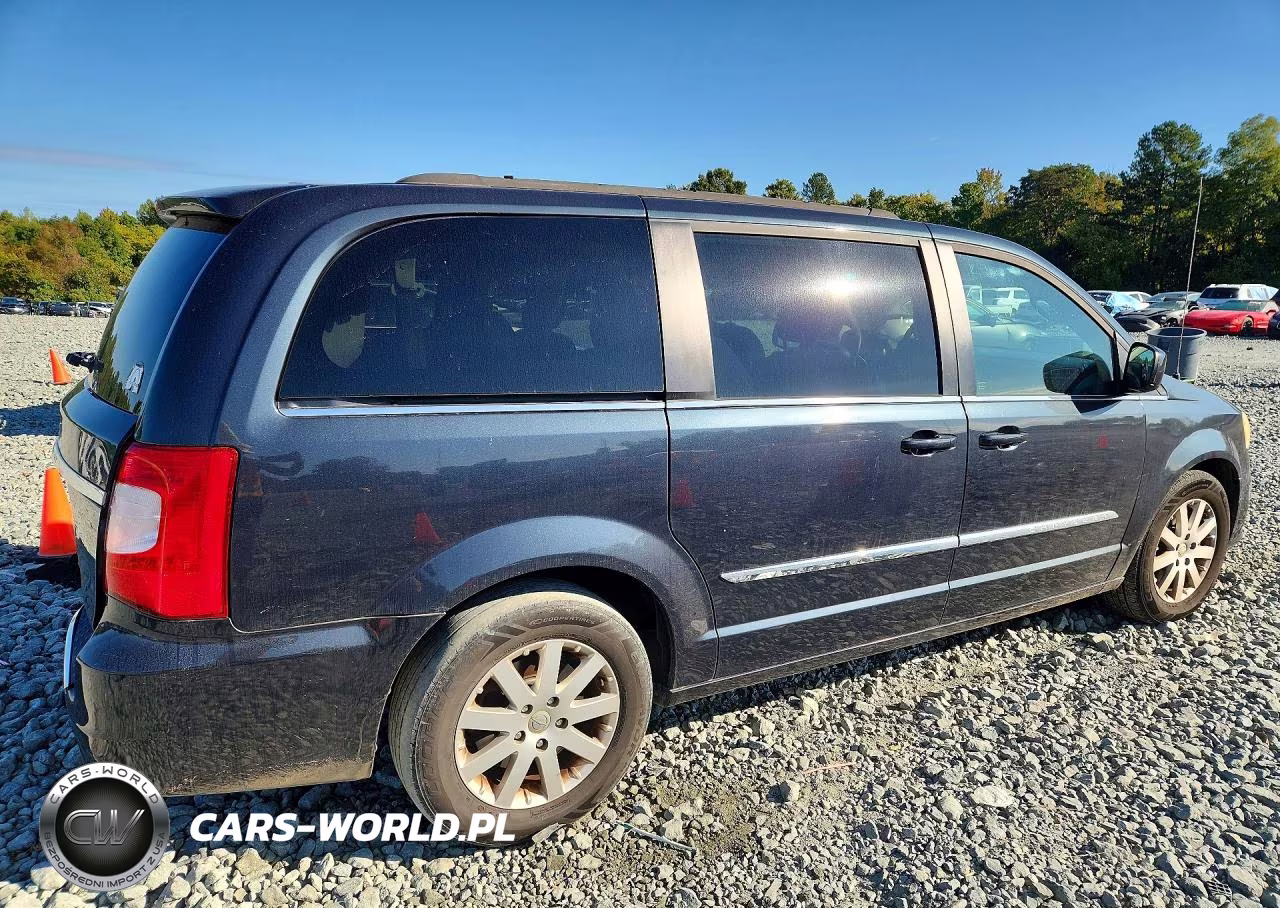 2013 Chrysler Town & Country Touring VIN:2C4RC1BG6DR743501 - 3