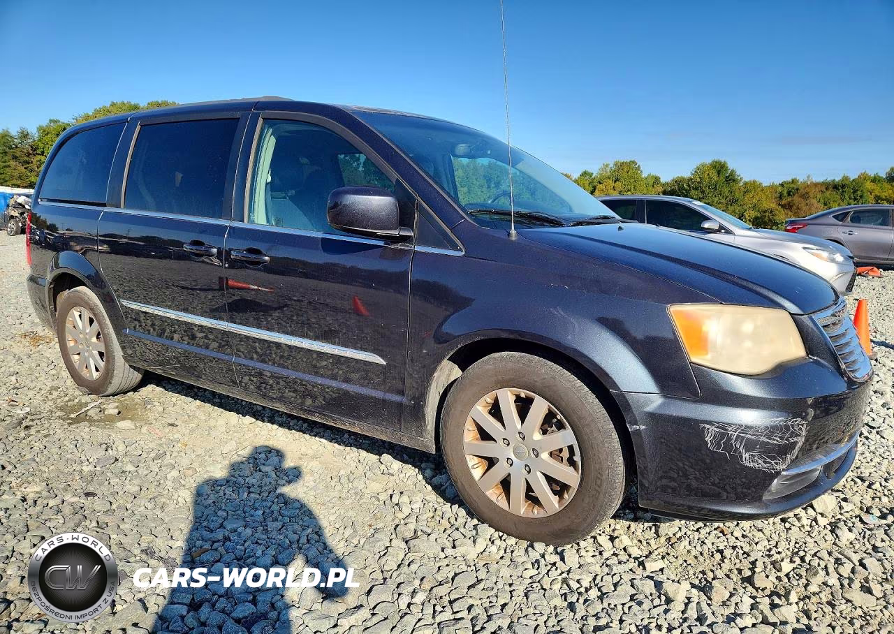 2013 Chrysler Town & Country Touring VIN:2C4RC1BG6DR743501 - 4