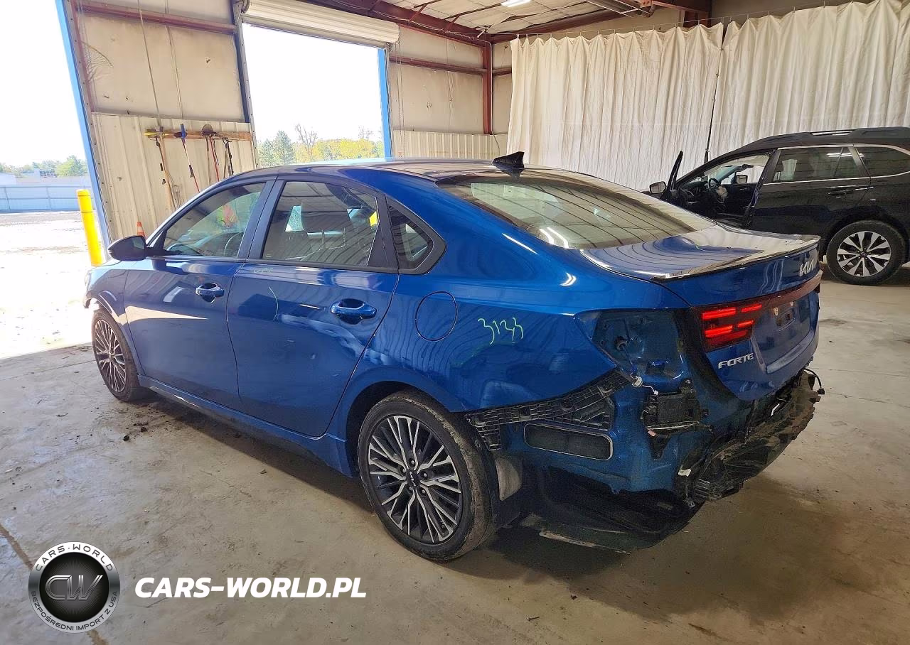 2022 Kia Forte Gt Line VIN:3KPF54AD3NE477928 - 2