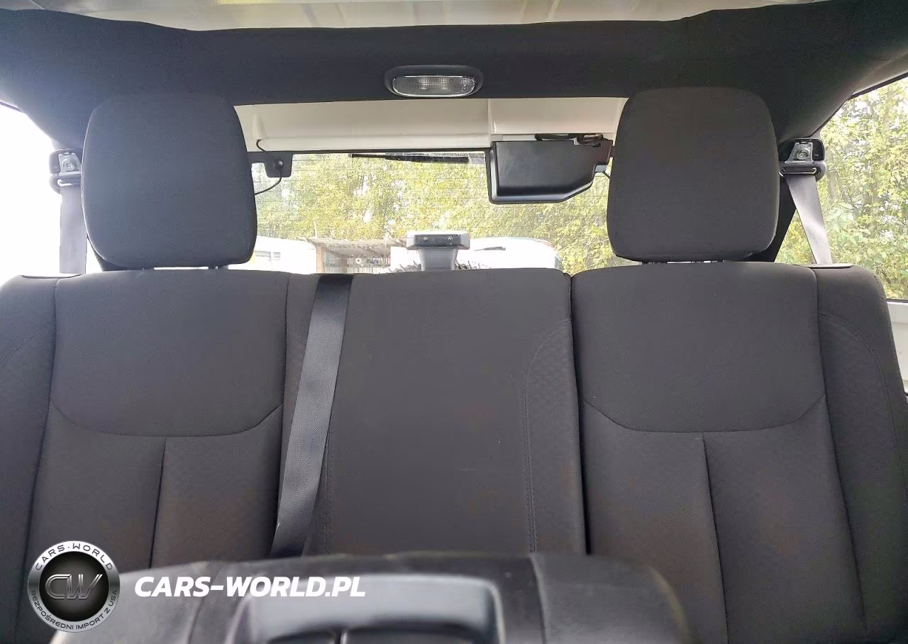 2018 Jeep Wrangler Unlimited Sport VIN:1C4HJWDG1JL904871 - 10