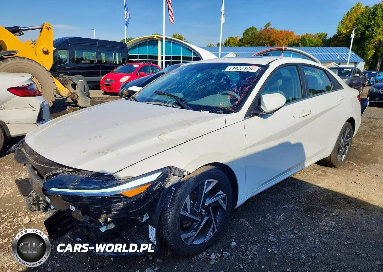 2024 Hyundai Elantra Sel