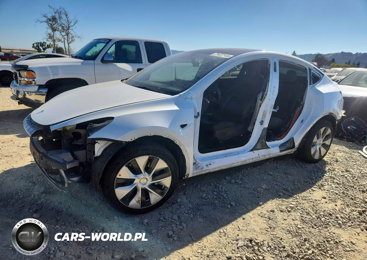 2021 Tesla Model Y VIN:5YJYGDEE8MF232010 - 1