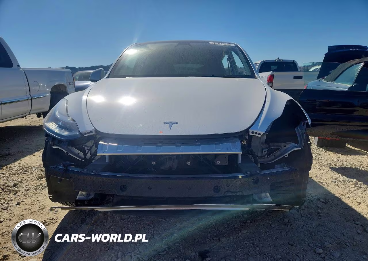2021 Tesla Model Y VIN:5YJYGDEE8MF232010 - 5