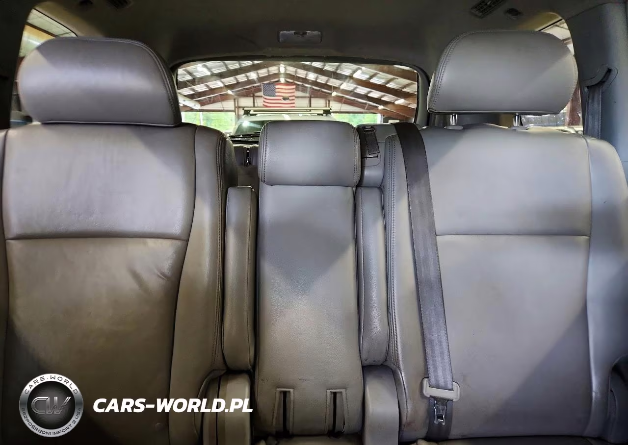 2010 Toyota Highlander Hybrid VIN:JTEBW3EH2A2040492 - 10