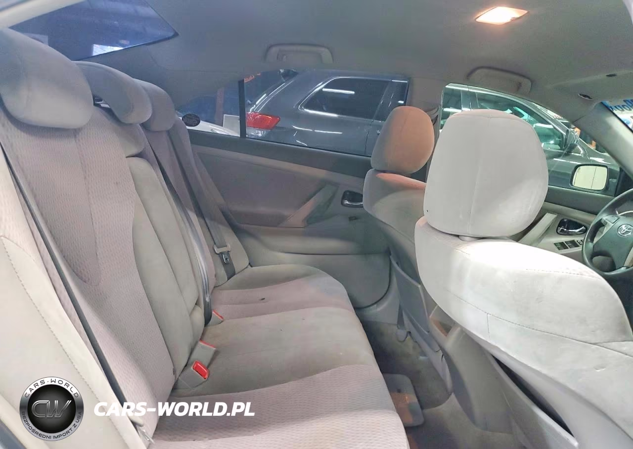 2011 Toyota Camry Le VIN:4T1BF3EKXBU137974 - 10