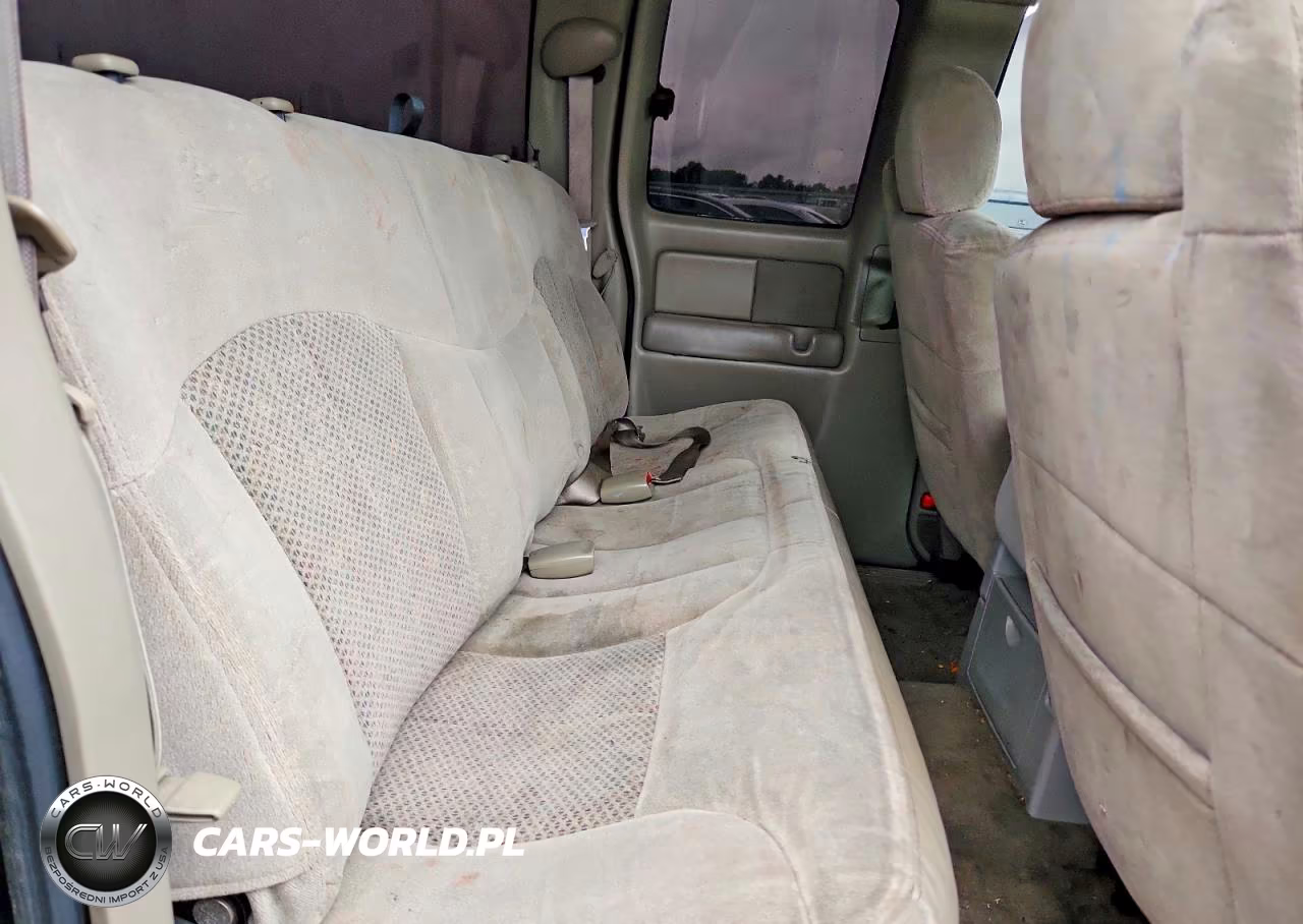 2001 Chevrolet Silverado C1500 VIN:2GCEC19V411407696 - 10