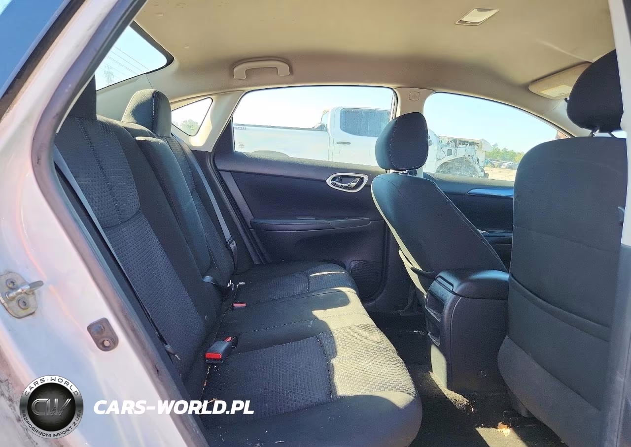 2017 Nissan Sentra Sr VIN:3N1AB7AP0HY336013 - 10