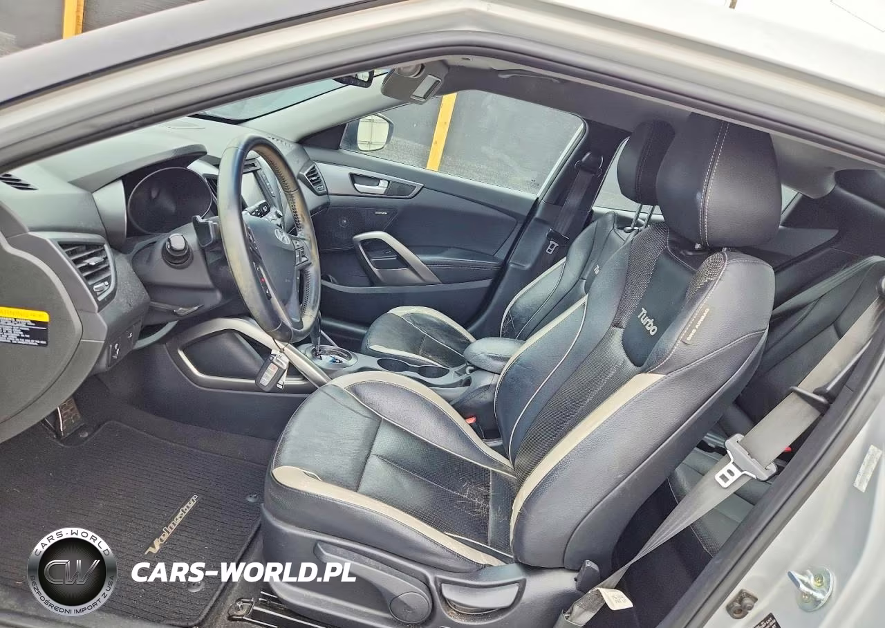 2015 Hyundai Veloster Turbo VIN:KMHTC6AE1FU216325 - 7