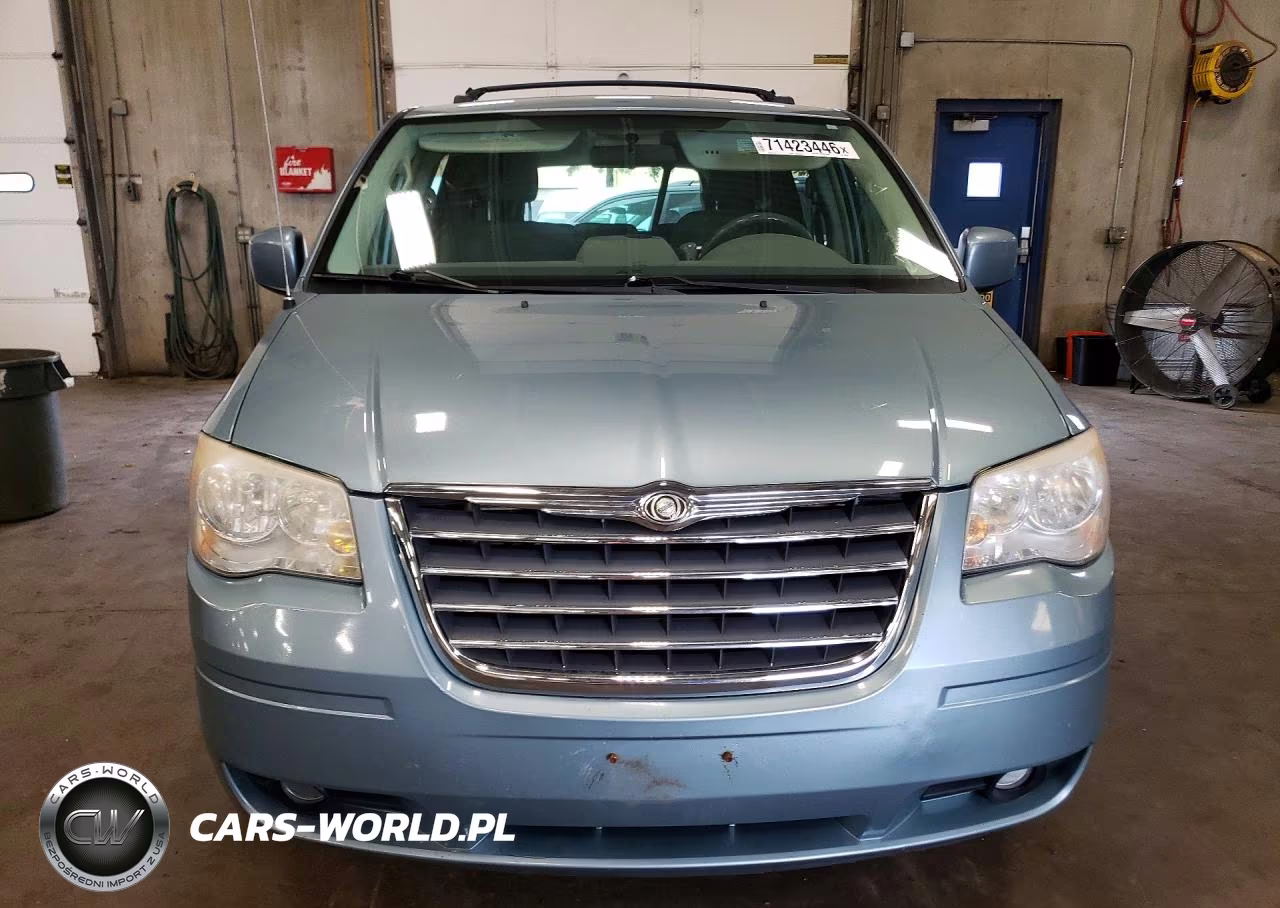 2010 Chrysler Town & Country Touring VIN:2A4RR5D1XAR183941 - 5