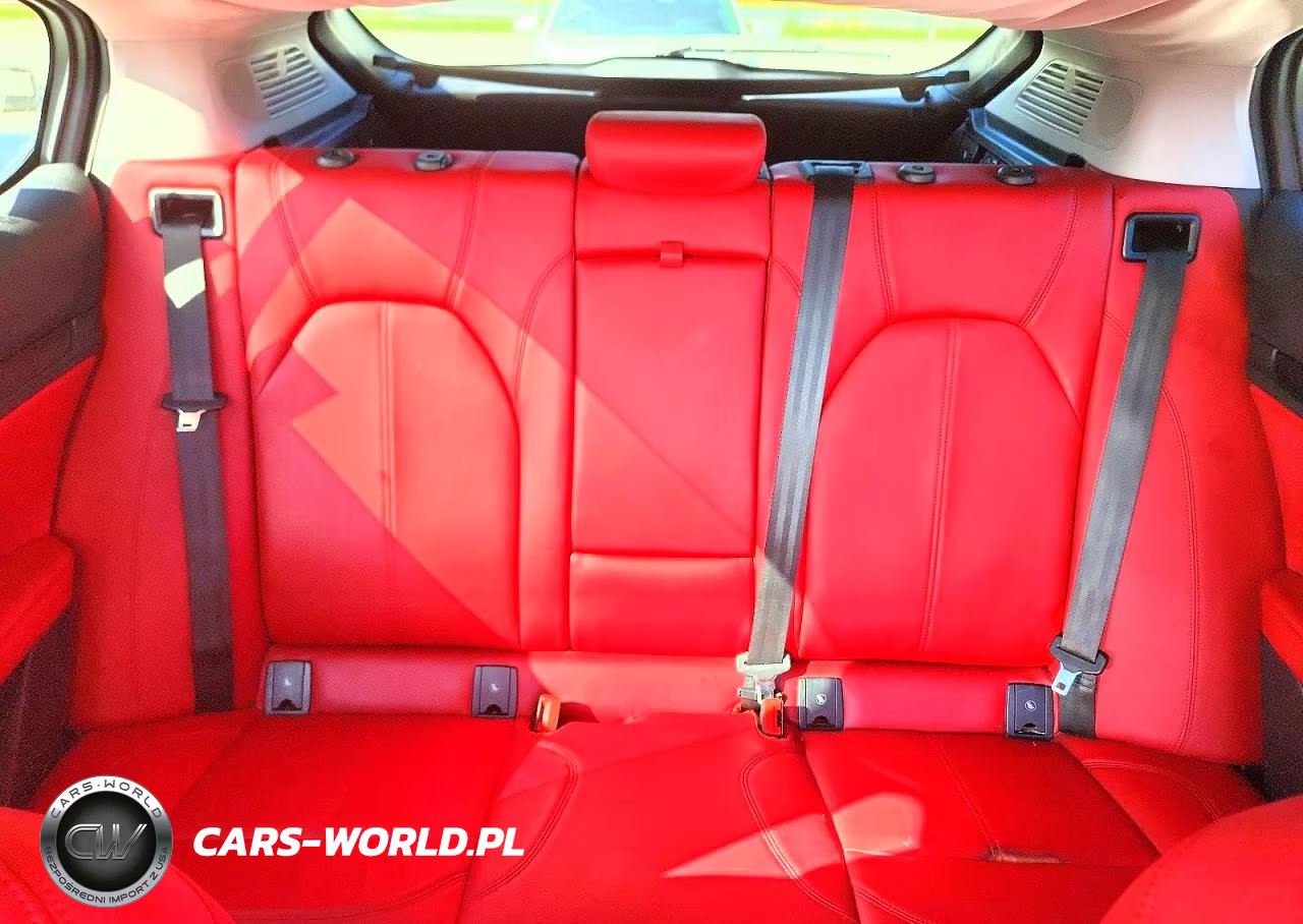2019 Alfa Romeo Stelvio Sport VIN:ZASPAJAN9K7C38460 - 10