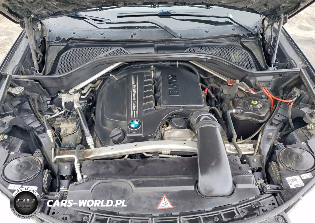 2015 BMW X5 xDrive35I VIN:5UXKR0C57F0P18352 - 12