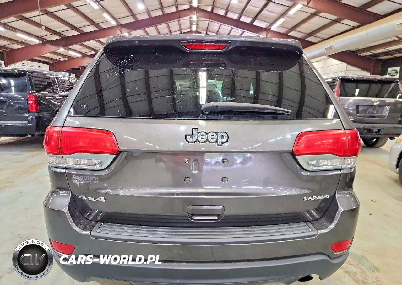 2014 Jeep Grand Cherokee Laredo VIN:1C4RJFAGXEC135334 - 6