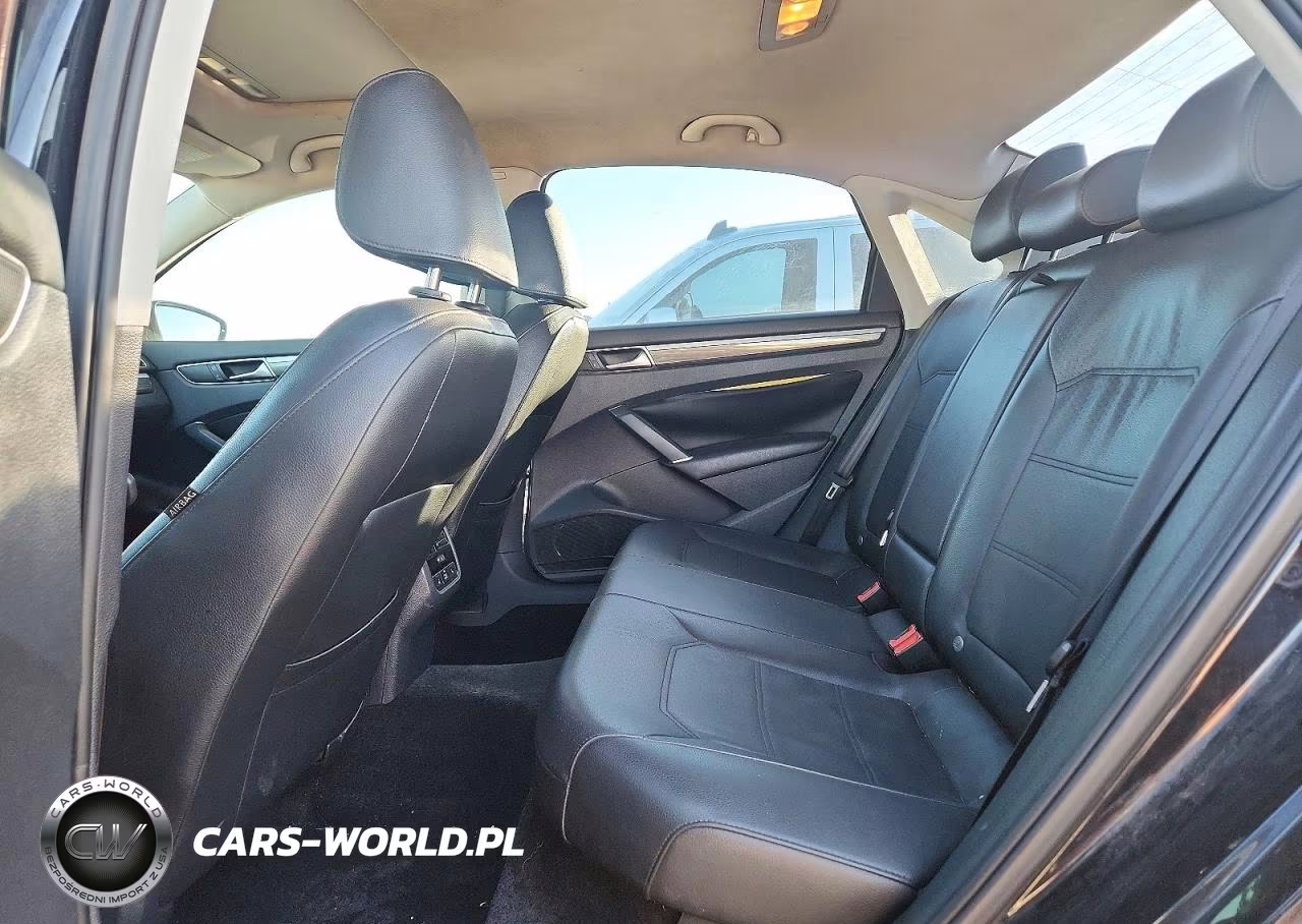 2017 Volkswagen Passat Se VIN:1VWGT7A34HC018788 - 10