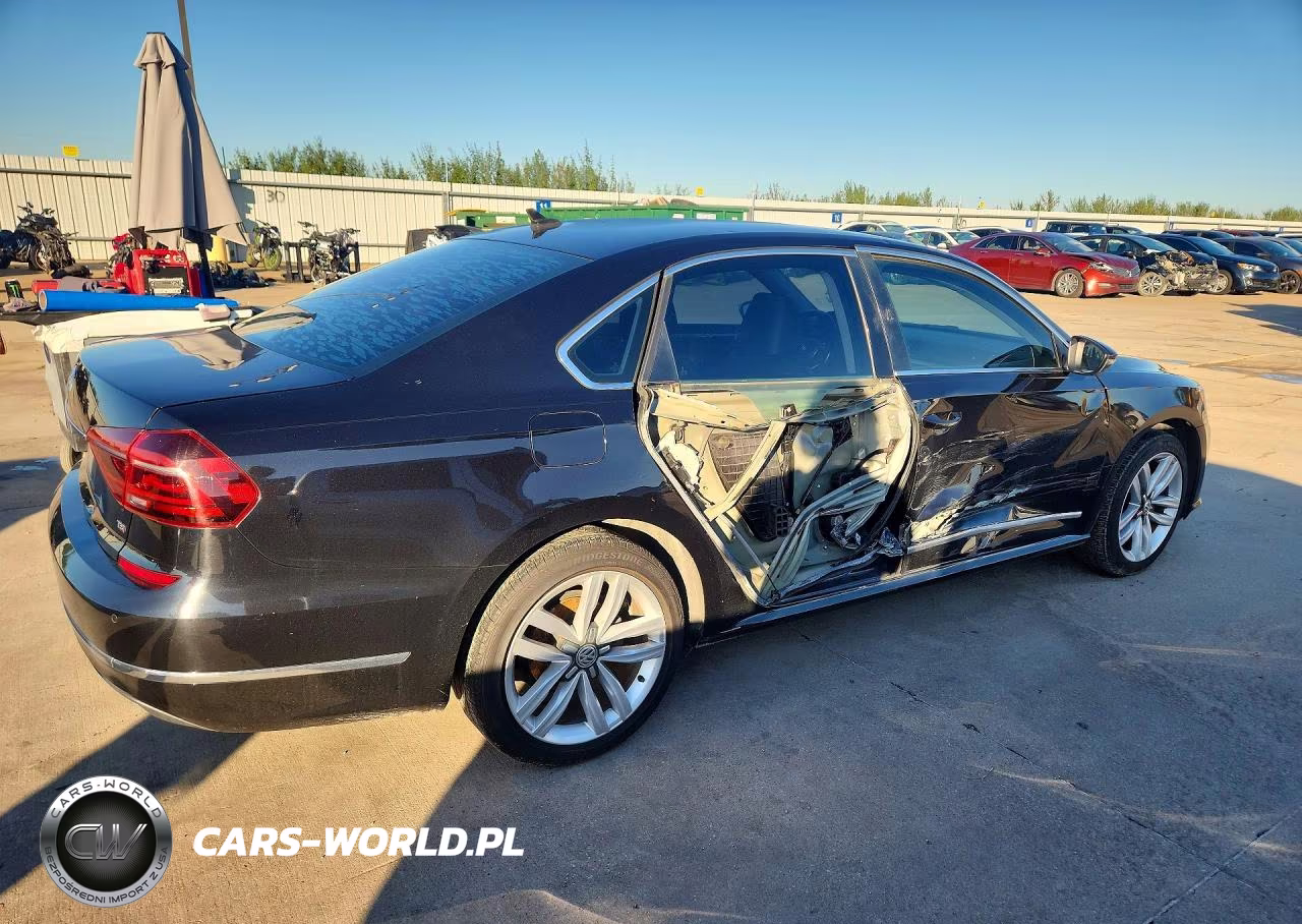 2017 Volkswagen Passat Se VIN:1VWGT7A34HC018788 - 3