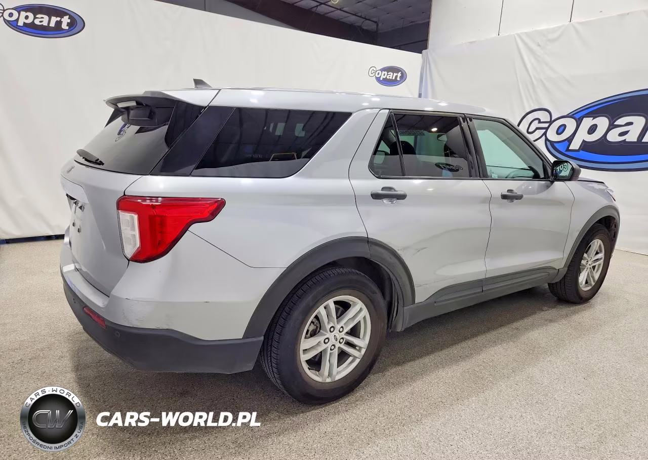 2023 Ford Explorer VIN:1FMSK7BH2PGC15679 - 3