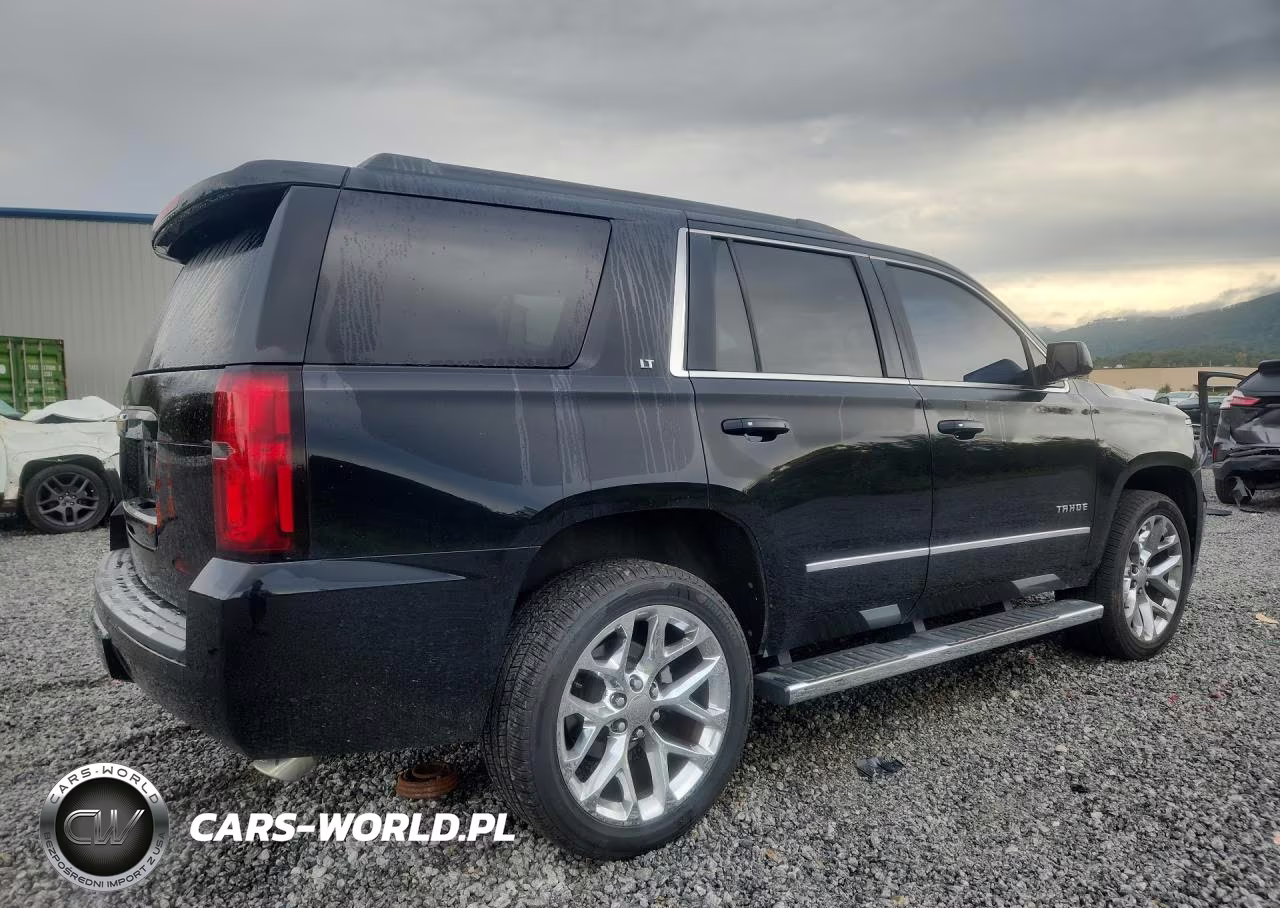 2018 Chevrolet Tahoe K1500 Lt VIN:1GNSKBKC9JR294704 - 3