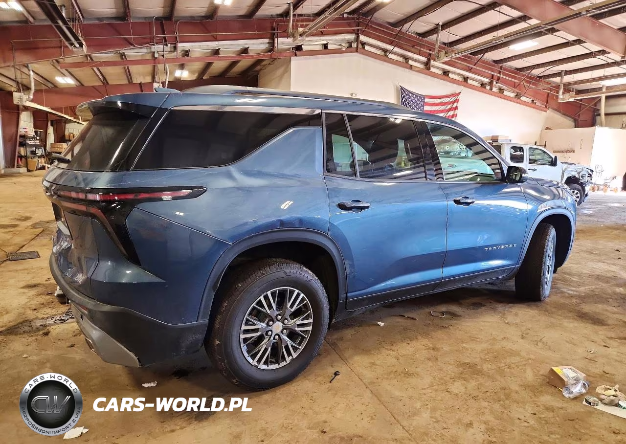 2026 Chevrolet Traverse Lt VIN:1GNEVGKS3TJ272031 - 3