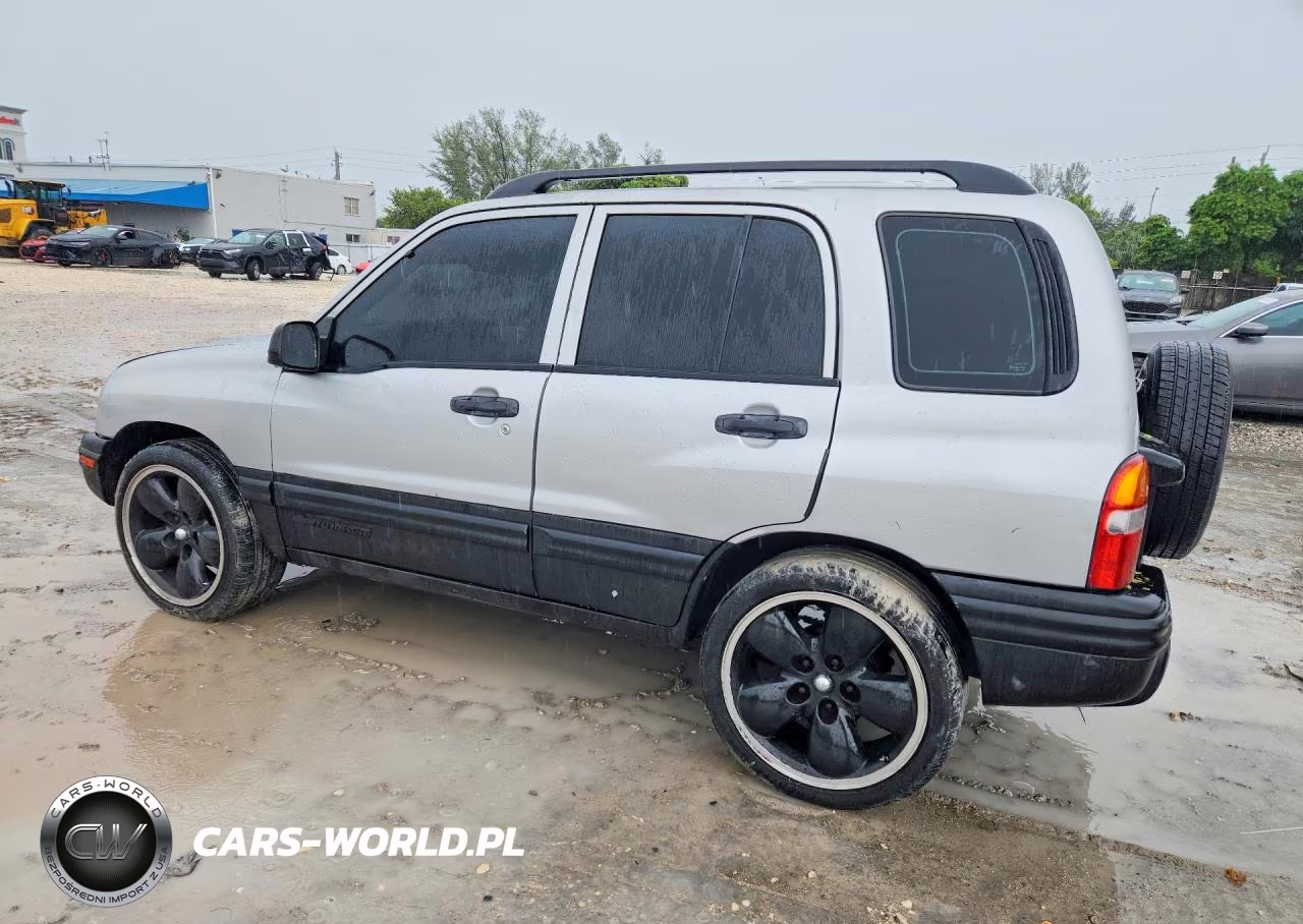 2003 Chevrolet Tracker VIN:2CNBE13CX36953148 - 2