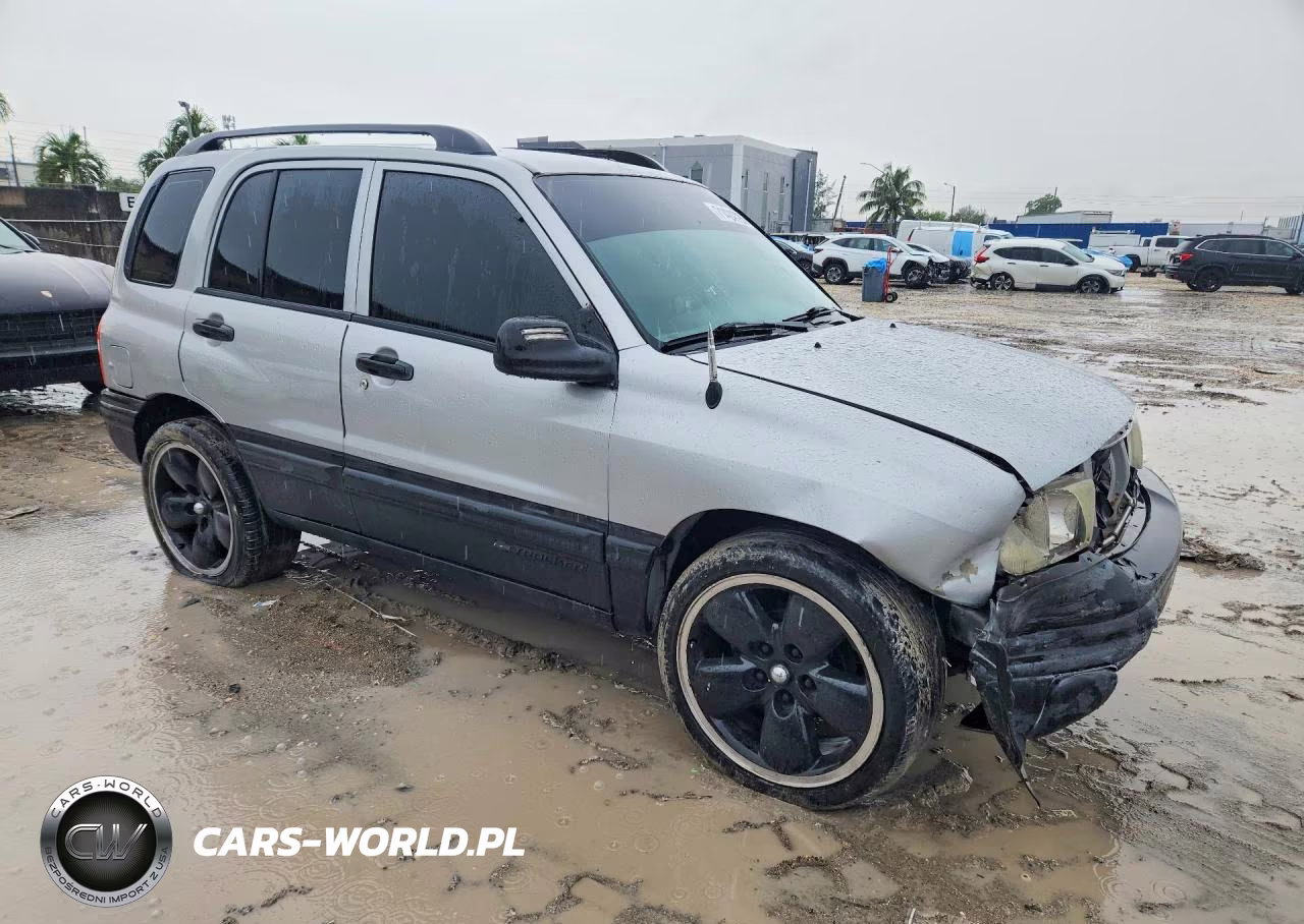 2003 Chevrolet Tracker VIN:2CNBE13CX36953148 - 4