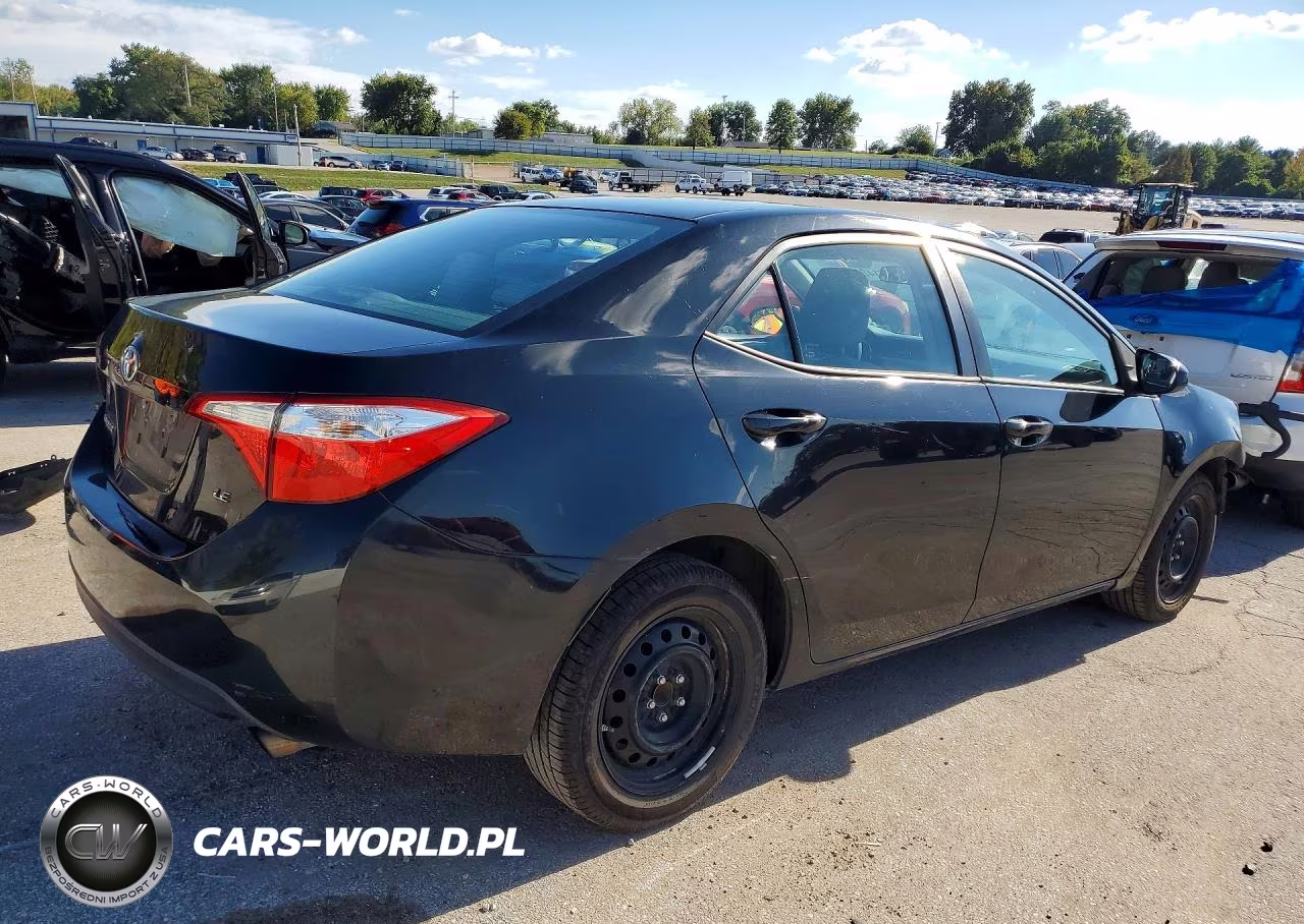 2016 Toyota Corolla Le VIN:2T1BURHE7GC569641 - 3