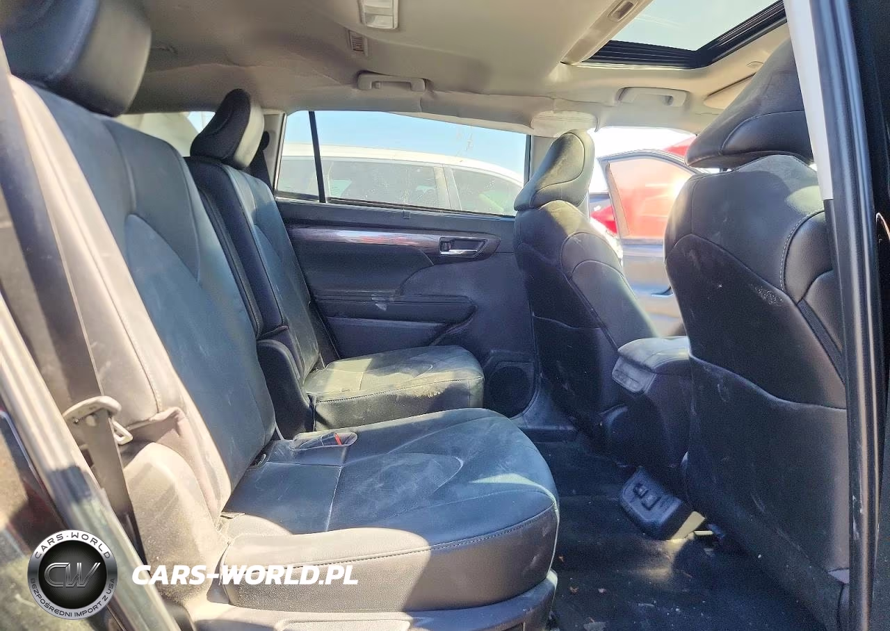 2023 Toyota Highlander Limited VIN:5TDKDRBH9PS012742 - 11