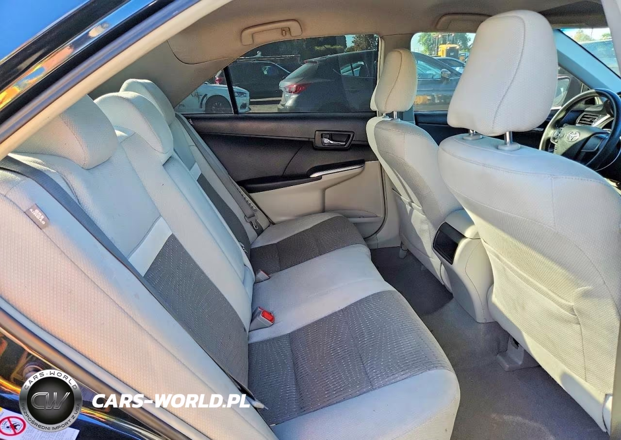 2012 Toyota Camry Hybrid Le VIN:4T1BD1FK0CU053284 - 10