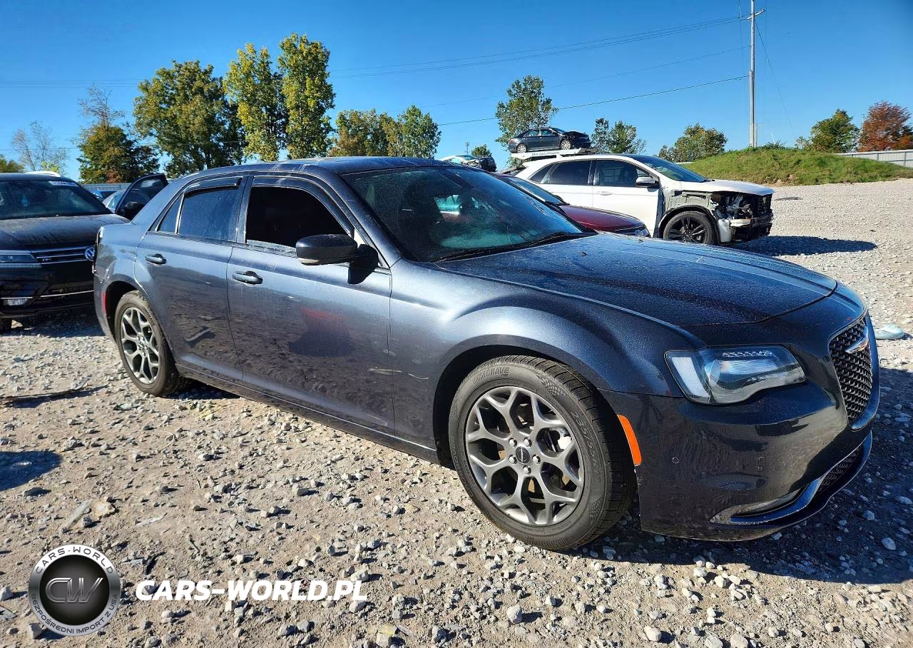 2017 Chrysler 300 S VIN:2C3CCAGG5HH553249 - 4
