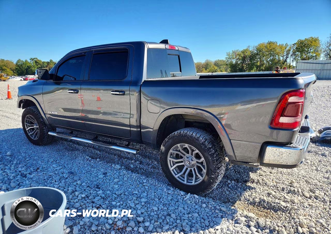 2019 Ram 1500 Laramie VIN:1C6SRFJT4KN513615 - 2