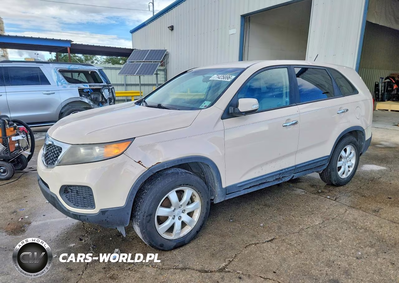 2011 Kia Sorento Lx VIN:5XYKT3A13BG041762 - 1