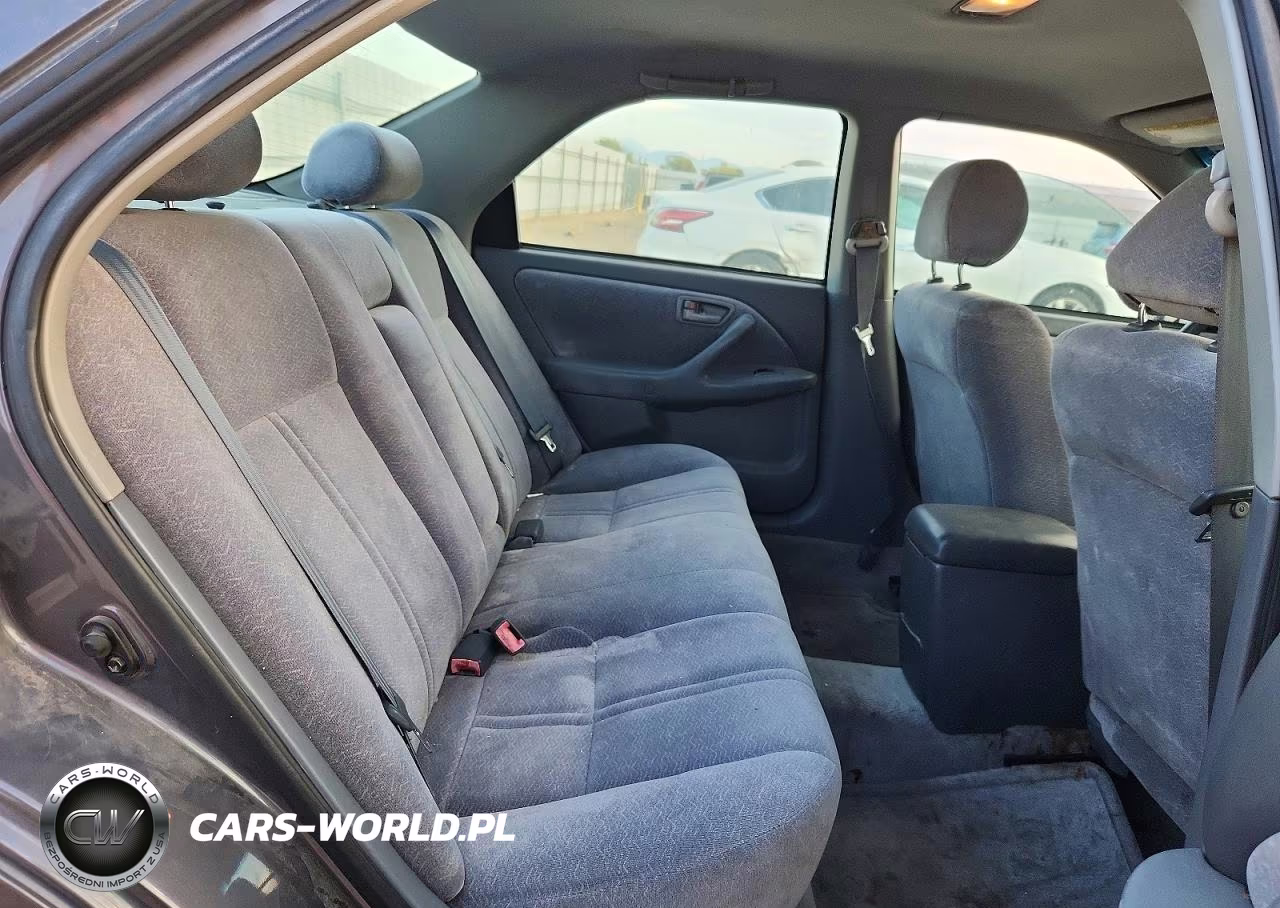 1999 Toyota Camry Le VIN:4T1BG22K4XU499687 - 10