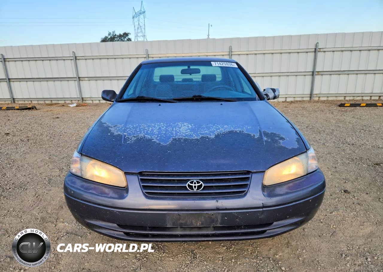 1999 Toyota Camry Le VIN:4T1BG22K4XU499687 - 5