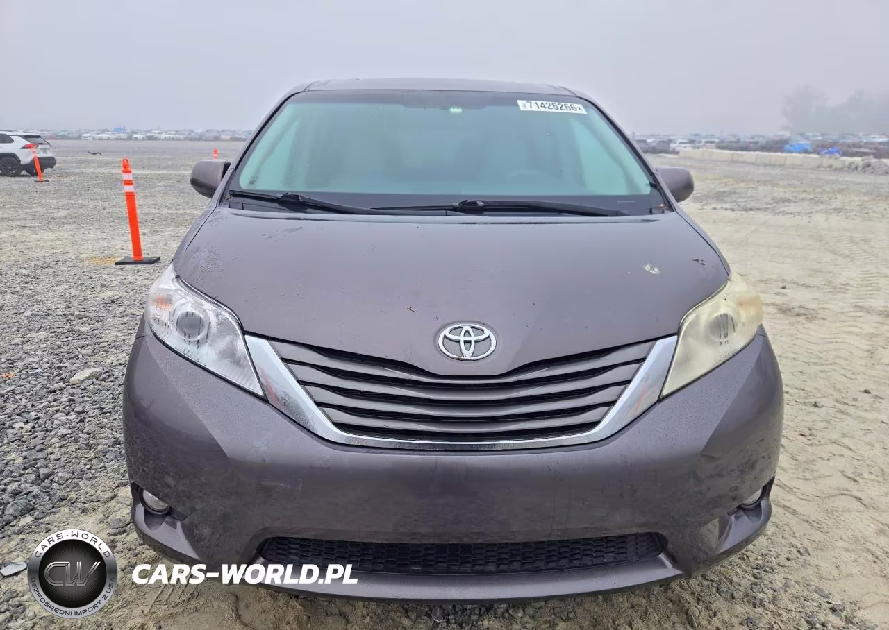 2012 Toyota Sienna Xle 8-Passenger VIN:5TDYK3DC0CS227256 - 5