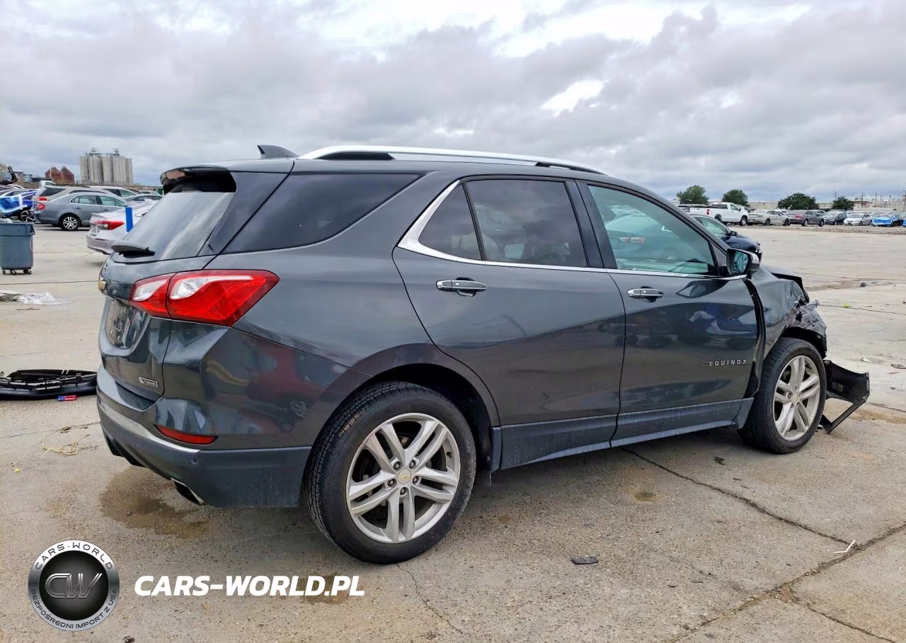 2018 Chevrolet Equinox Premier VIN:2GNAXNEX3J6316799 - 3