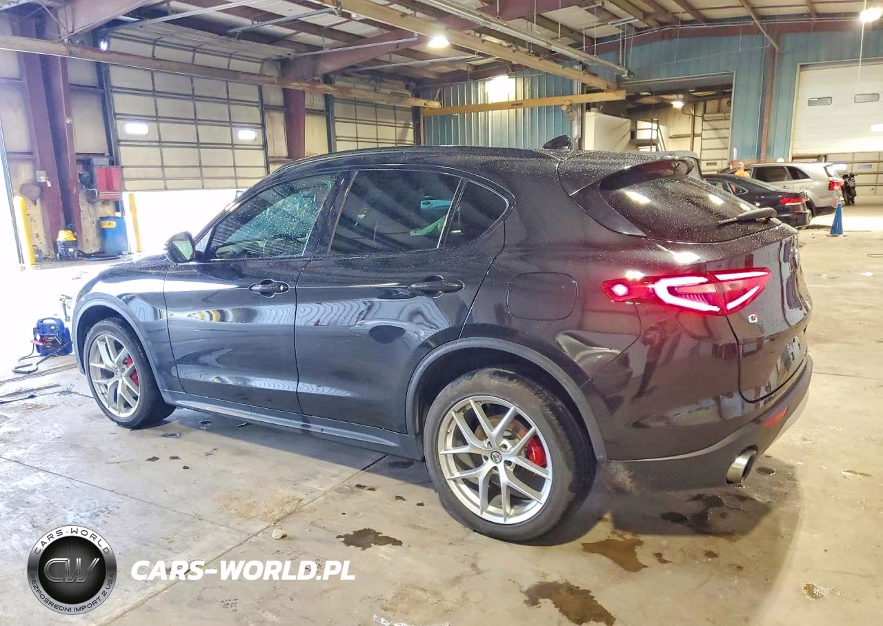 2018 Alfa Romeo Stelvio Ti Sport VIN:ZASFAKNN9J7B75242 - 2
