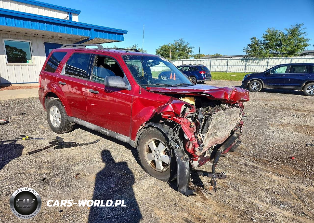 2009 Ford Escape Xlt VIN:1FMCU93G09KA56841 - 4