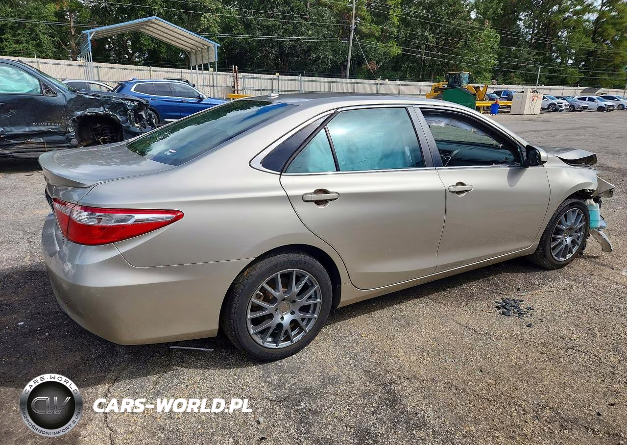 2017 Toyota Camry Se VIN:4T1BF1FK4HU771809 - 3