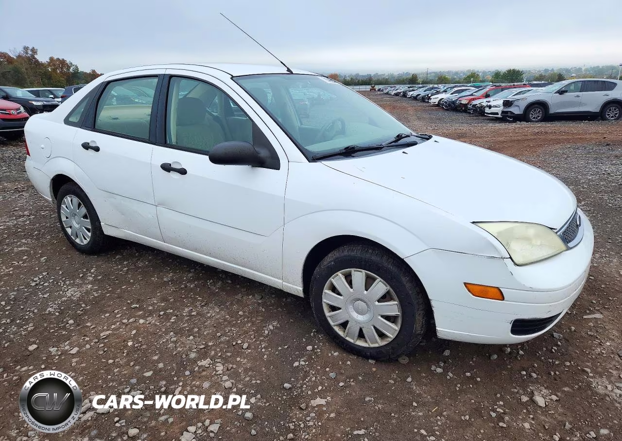 2005 Ford Focus Zx4 VIN:1FAFP34N25W281936 - 4