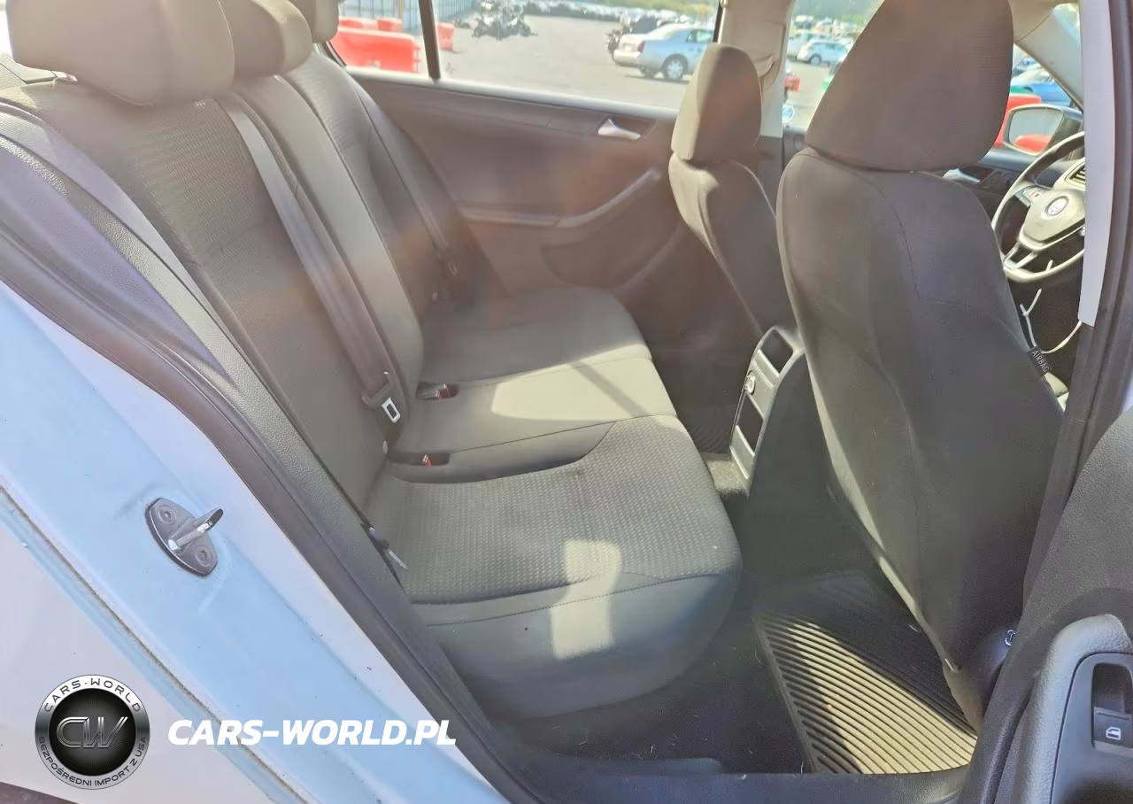 2016 Volkswagen Jetta S VIN:3VW267AJ4GM289041 - 10